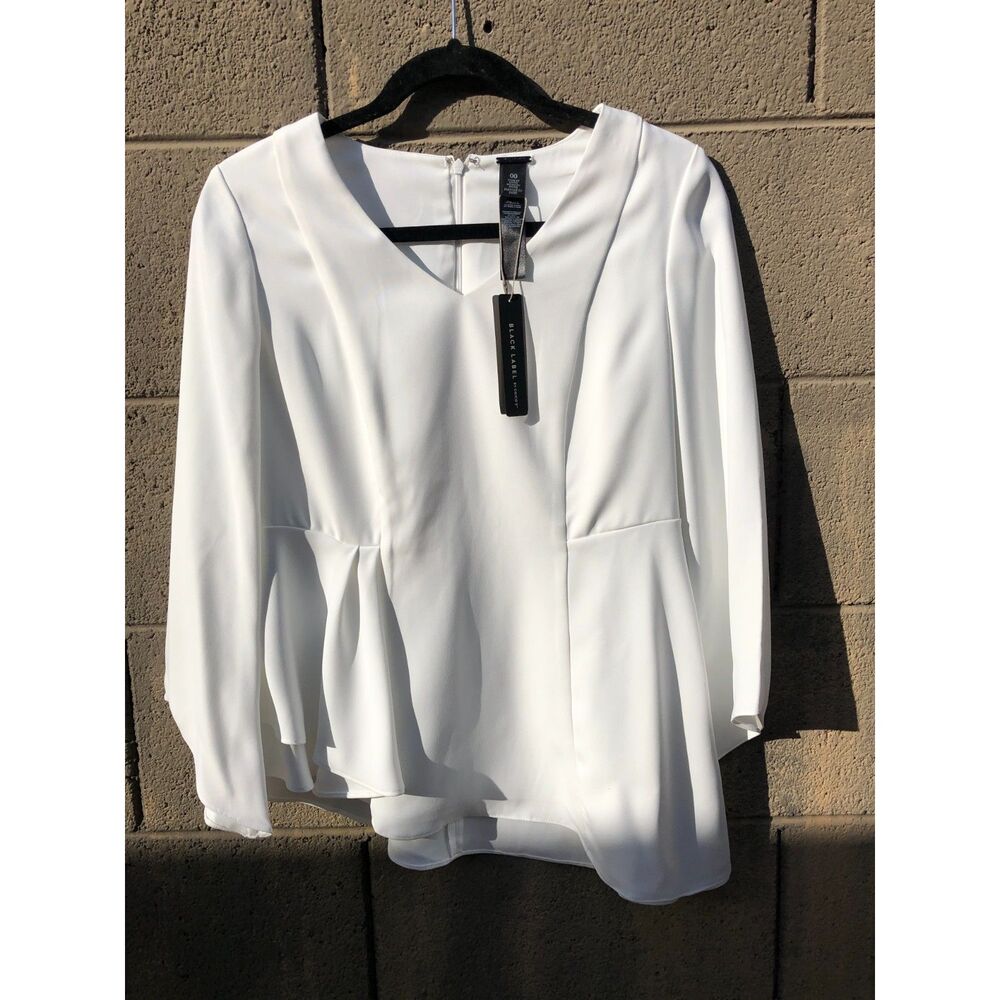 NWT Chicos Black Label Asymmetric Peplum Top Antique White Crepe Blouse 00 US 2
